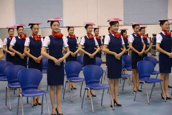 贵州航空工业技师学院单招要求 空中乘务报考要求