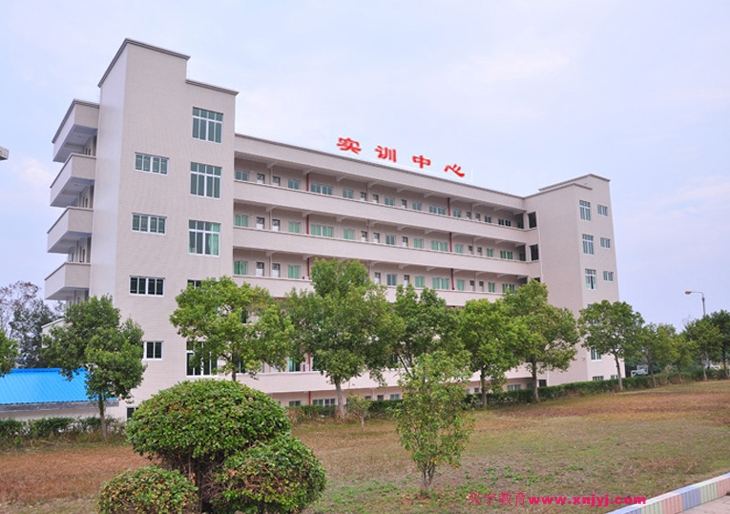 贵州省机械工业学校2019年招生专业及人数