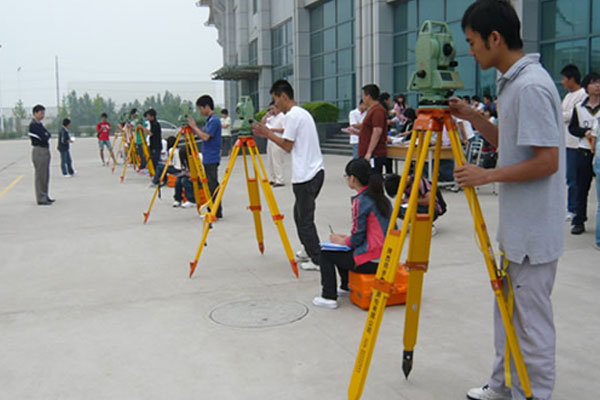 云南建设学校工程测量专业