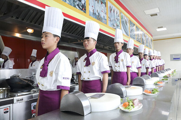 重庆北碚职校中心中餐烹饪与膳食营养专业