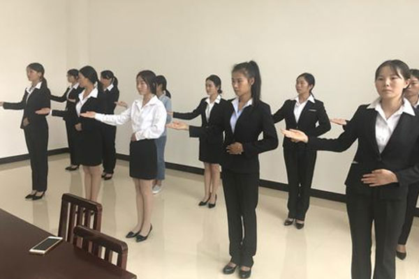 四川省三台县刘营职业高级中学校酒店服务与管理专业