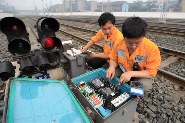 重庆科技职业学院铁路供电信号专业