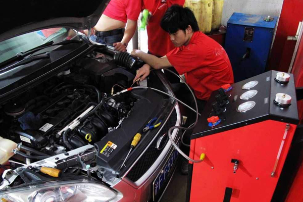 贵州首钢水钢技师学院汽车维修专业