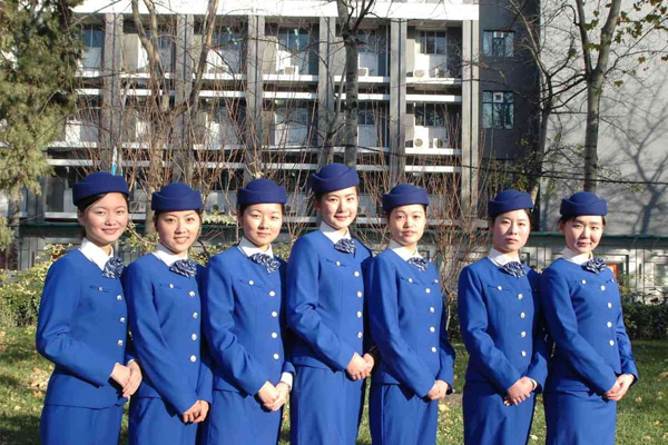 贵州首钢水钢技师学院航空服务专业