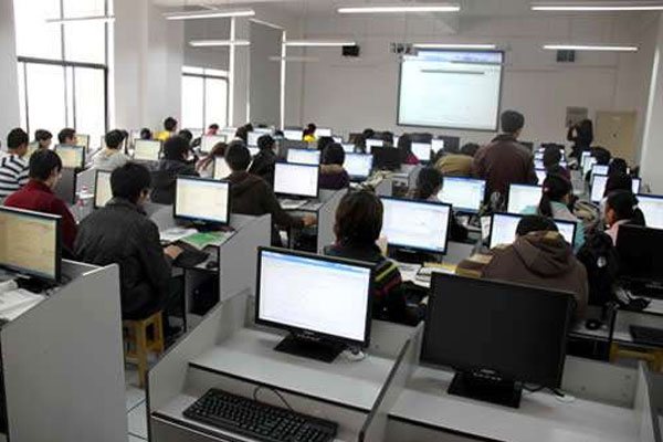 余庆县中等职业学校计算机应用专业