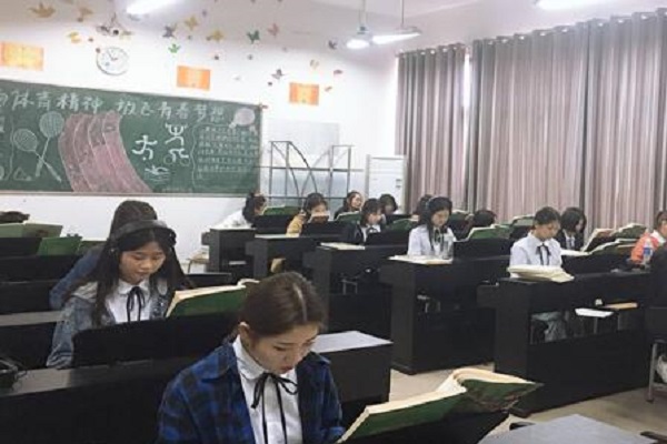 成都幼师学校哪所比较好