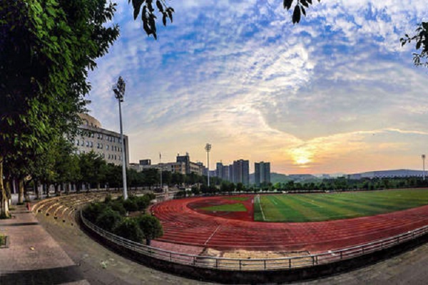 成都小学教育学校怎么考