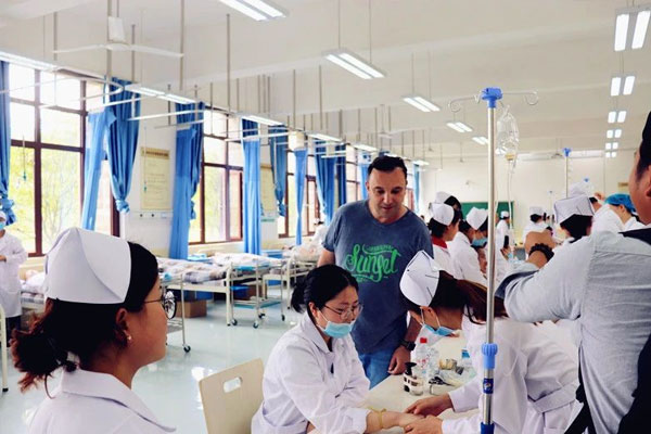 黔东南民族职业技术学院五年一贯制大专护理专业怎么样？
