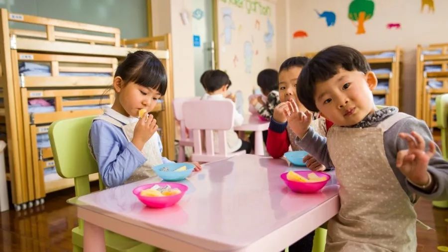 新津幼师学校贫困生补助资助政策|助奖学金政策