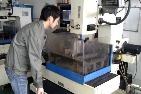 重庆科能高级技工学校模具技术应用专业是干什么的