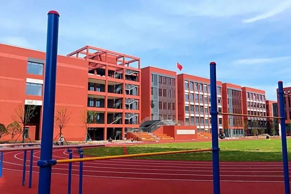 成都想学幼师哪个学校好