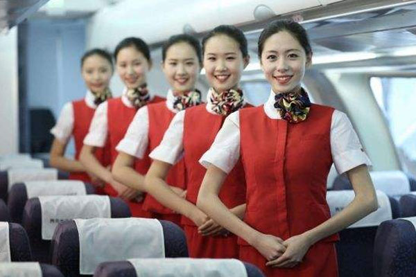 云南曲靖应用职业学校旅游服务与管理航空服务方向