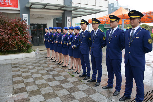 贵州航空职业学校高铁乘务专业