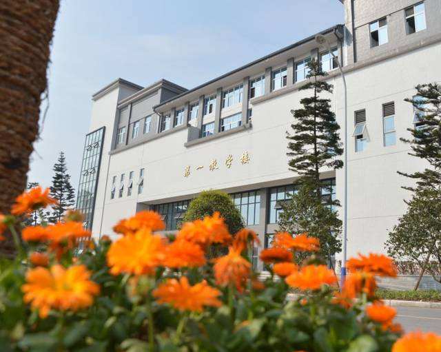 重庆商务学校招生简章|招生对象计划以及录取政策